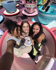 Breanna Yde, Lizzy Greene, Sister Pictures, Chosen Family, Gal Pal