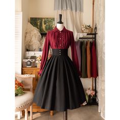 The skirt flutters out like an umbrella that opens on a rainy day. It tightens the waist like a corset, so your back straightens and you feel like a young lady. The laced decoration on the back and the soft pleated lines add to the elegance.



 ＜What is included in your order＞



 skirt

 Headband (same color as skirt)







 <Color>



 Red 








 light brown 








 black 








 Olive Green 








 Purple Gray 









 <Size>



 Small size



 Total length: 74cm

 Waist: 64-7 British Lady, White Ruffle Blouse, Corset Skirt, Cute Dress Outfits, Cute Blouses, Vestidos Vintage, Black Olive, Fantasy Dress, Purple Gray