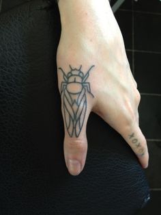 Big fly tattoo on the thumb Insect Tattoos, Cicada Tattoo, Thumb Tattoos, Insect Tattoo, Bug Tattoo, Sick Tattoo, Handpoke Tattoo, 4 Tattoo, Poke Tattoo