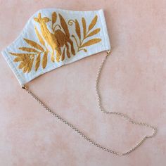 Chain Link Mask Holder That Can Also Be Used As A Necklace Or Eyeglass Holder. White Featuring Gold Detail. Approximately 20”-23” Long. Mask Holder, Mask Chain, Eyeglass Holder, A Necklace, Gold Details, Face Masks, Chain Link, Face Mask, Chain Necklace