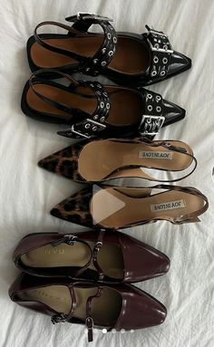 Dr Shoes, Shoes Heels Classy, Fancy Shoes, Shoe Inspo, Aesthetic Shoes, Swag Shoes, Shoes Collection, Pretty Shoes