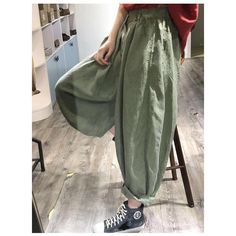 simplelinenlife-Linen-Summer-Women-Casual-Pants Casual Green Harem Pants For Summer, Casual Linen Harem Pants With Wide Legs, Casual Linen Wide-leg Harem Pants, Olive Relaxed Fit Pants For Summer, Casual Green Wide Leg Pants For Spring, Spring Green Loose Fit Wide Leg Pants, Spring Green Baggy Wide Leg Pants, Casual Ramie Bottoms With Relaxed Fit, Green Summer Harem Pants With Pockets