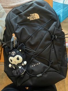 Jester Backpack Aesthetic, Borealis Backpack Aesthetic, North Face Backpack Aesthetic, Backpack Aesthetic, School Backpack Essentials, Me Bag, Cute Highschool Outfits, Everyday Bag Essentials