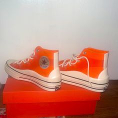 Brand New With Box. Wrong Size Was Ordered And They Have Never Been Worn. Converse Orange, Men's Converse, Chuck 70, Converse Shoes, Mens Shoes Sneakers, Color Orange, Men's Shoes, Converse, Shoes Sneakers