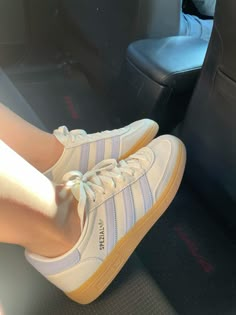 New Trendy Shoes For Women, Aesthetic Addidas Shoes, Summer Wardrobe Outfits, Addidas Shoes Campus 00s Outfit, Aesthetic Trainers, Shoe Inspo Aesthetic, Cute Shoes Aesthetic, Adidas Shoes Aesthetic