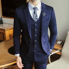 Luxury Autumn Costume Groom Costume, Mens Suits Wedding, Vintage Suit Men, Wedding Suit Styles, Dinner Suit, Suits Wedding, Mens Fashion Wedding, Mens Fashion Edgy, Mens Fashion Smart