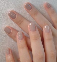 Minimal Nails Art, Hello Nails