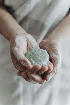 Our concentrated shampoo bars provide a rich lather that is moisturizing and nourishing for your hair and scalp. 🌱 Free from SLS, parabens, phthalates and other nasties! Made with all natural ingredients that are mother earth approved! Just 1 bar can replace up to 3-250ml bottles of shampoo or conditioner and last for 50-75+ washes Salon Shampoo, Wooden Dishes, Shampoo Bottles, Liquid Dish Soap, Conditioner Bar, Solid Shampoo, Clean Hair