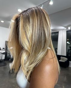 Hair Flip, Dope Hairstyles, Hair Laid, Hair Crush, Hair Inspiration Color, Hair Inspo Color, Hair Highlights