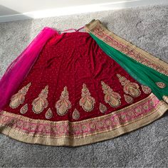 Lehenga Saree Velvet & Net With Heavy Work Very Beautiful Custom Made Designer Blouse. This Blouse Can Be Used With Many Other Chaniya Cholis And Sarees. Chest-34 With Extra Margin To Make It Larger. Matching Simmer Petticoat Saree Velvet, Heavy Lehenga, Heavy Work, Wedding Designer, Lehenga Saree, Designer Blouse, Petticoat, Wedding Designs, Indian Wedding