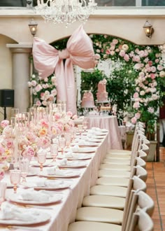 pink-tablescape-with-bows Sweet 16 Bow Theme, Baby Shower Pink Theme, Coquette Bridal Shower Theme, Pink Bows Baby Shower Theme, Baby Shower Bow Theme, Love Shack Fancy Baby Shower Theme, Pretty In Pink Baby Shower Ideas, Pink Bow Party, Bow Themed Party