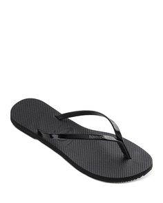 Find HAVAIANAS You Metallic Slim Flip-flops on Editorialist. Add a hint of glint to your warm-weather style with havaianas' metallic strap sandals. Flip Flop Shoes, Strap Sandals, Warm Weather, Flip Flops, Pick Up, Buy Online, Sandals, Women Shopping, Free Shipping