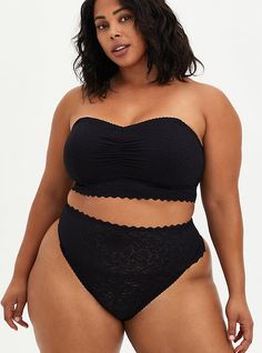 4-Way Stretch Longline Bandeau - Lace Black4-Way Stretch Longline Bandeau - Lace Black, RICH BLACK Plus Size Posing, Low Cut Blouses, Film Lovers, Lace Bandeau, Curvy Plus Size, Curvy Girl Outfits, Movie Characters, Stretch Lace, Street Style Women