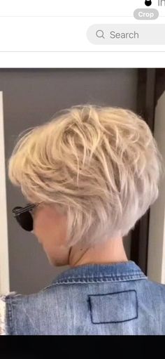 Short Stacked Hair, Short Blonde Hair Wigs & Extensions, Kort Bob, Stacked Hair, Short Hair Designs, Stylish Short Hair, Gray Hair Cuts, Short Hair Trends