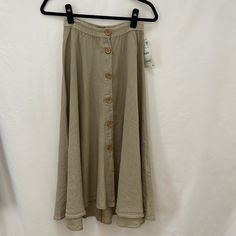 Beautiful Linen Blend Skirt With Wood Buttons. Nwt Casual Beige Maxi Skirt For Day Out, Zara Long Maxi Skirt For Spring, Casual Fall Beach Maxi Skirt, Zara Wide Leg Skirt For Spring, Zara Casual Skirt For Spring, Zara Casual Lined Maxi Skirt, Zara Casual Maxi Skirt For Summer, Casual Long Skirt By Zara, Casual Zara Maxi Skirt