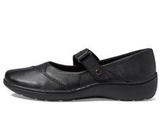 PRICES MAY VARY. Flat Heel Height: 1.8 inches Premium black leather upper Moulded Ultimate Comfort PU foam footbed delivers lasting cushioning Zipper fastening offers easy on/off