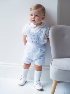 Traditional Baby Boy Clothes, Runway 2017, Boy Baptism Outfit, Vintage Baby Boys, Royal Baby, Baby Boy Fashion