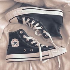 Forest Green Converse, Cute Converse, Trendy Shoes Sneakers, Shoe Wishlist, Green Converse, Cute Sneakers, Hype Shoes, Shoe Inspo