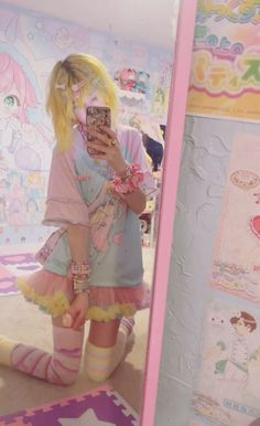 Cute Core Outfit Idea, Pastel Decora Fashion, Alternative Fashion Pink, Pastel Perfect Outfit, Pastel Cluttercore, Gurokawaii Fashion, Soft Kawaii Outfits, Aesthetic Kawaii Outfits