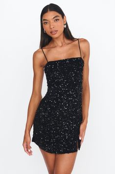 Atlanta Square Neckline Sequin Dress Black by Selfie Leslie Black Sparkly Dress Short, Short Sparkly Dresses, Sequin Dress Black, Homecoming Dresses For Teens, Bodycon Dress Homecoming, Homecoming Dresses Sparkly, Backless Cocktail Dress, Black Sparkly Dress, Sparkly Mini Dress