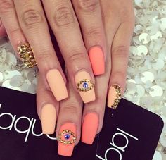 Laque Nails Bar. Really cute but I definitely wouldnt do the eyes. Maybe a cute heart. Best Nails, Pretty Nail Art, I Love Nails, Hot Nails, Unique Nails, Nail Art Inspiration, Types Of Nails, Gorgeous Nails, Stiletto Nails