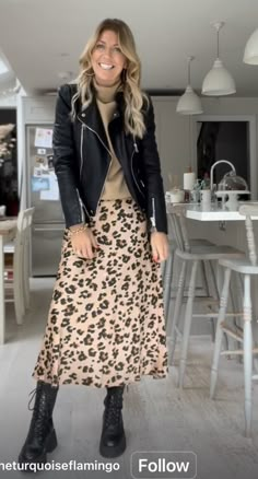 January Outfits For Women, Packing Outfits, Animal Print Midi Skirt, January Outfits, Fall Thrift, Autumn Capsule Wardrobe, Satin Skirt Outfit, It Outfits, Winter Office