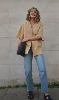 Fisherman Sandals Outfit, Normcore Outfits, Chloe Hayward, Business Attire Women, Western Outfits Women, Autumn Outfit, Classic Outfits, Looks Vintage, Fall Winter Outfits