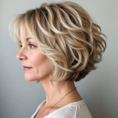 Messy Bobs, Messy Bob, 50 Plus, Great Hair, Hair Makeup, Short Hair Styles, Hair Cuts, Hairstyles