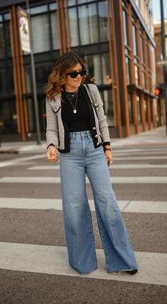 Preppy Street Style, Jean Outfit, Fabulous Style, Fall 24, Blog Ideas, 50 Fashion, Jean Outfits, Wide Leg Jeans