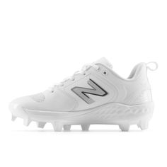 new balance men's 990v2 low - top baseball cleats