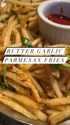 Garlic Parmesan Fries, Pencil Christmas Tree Ideas, Parmesan Fries, Salad Pasta, Pencil Christmas Tree, Christmas Tree Ideas, Food Recepie, Garlic Parmesan, Food Videos Cooking