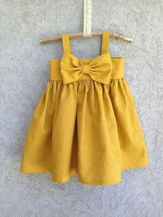 Yellow Baby Dress, Áo Blu, Projek Menjahit, 1st Birthday Dresses, Frocks For Girls, Bow Dress, Big Bow, Baby Style