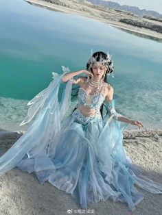 Ocean Royalty Outfit, Mermaid Dress Reference, Cute Mermaid Outfits, Blue Siren Outfit, Ocean Clothes Fashion, Water Princess Outfit, Water Queen Aesthetic, Siren Clothes Aesthetic, Water Inspired Clothes