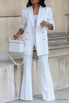 Lasaky - Professional Two-Piece Outfit for Women, Including Blazer and Flare Leg Pants Como Fazer Short, How To Have Style, Black And White Suit, Pant Suits For Women, White Suit, Pantsuits For Women, Elegante Casual, Casual Suit, Looks Chic