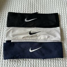 Sports Head Band Black And Navy Are Almost Brand New, White Is Fairly Used Nike Hair Bands, Track Sprinter, Gym Headband, Nike Headband, Soccer Headbands, Sport Headbands, Sweat Headbands, Nike Headbands, Sports Attire