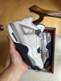 Size 4.5y Very clean With box Jordan 4 Retro, Midnight Navy, Jordan, Size 4, Navy, Best Deals, For Sale