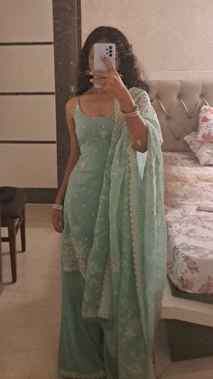 #fashion #desi Indian Women Traditional Outfits, Sage Green Punjabi Suit, 90s Desi Fashion, Farewell Kurti, Diy Traditional Outfits, Aesthetic Punjabi Suits, Indian Everyday Outfit, Sweetheart Neck Suit, Salwar Suit Aesthetic