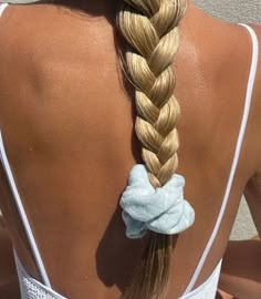 not my pin🤍 Baby Blue Hair, Hair Dye Colors, Tan Skin, Hair Game, Pretty Hairstyles, Blue Hair, Summer Hairstyles, Hair Looks, Hair Goals