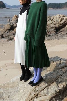 Winter Greens, Fashion Photography Inspiration, Wear Green, White Fabrics, Look Fashion