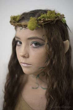 forest elf | woodland fairy | forest fairy | fairy makeup tutorial and video | woodland sprite | easy and cheap costume tutorial | #halloweencostume #costumes #kidscostumeideas Elf Costume Diy, Forest Elf Costume, Woodland Elf Costume, Diy Elf Costume, Woodland Sprite, Spirit Costume, Fairy Things