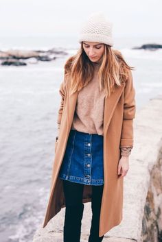 Denim Skirt Outfits Winter, Skirt With Tights And Boots, Denim Skirt Winter, Denim Skirt Outfit Winter, How To Style A Denim Skirt, Winter Skirt Fashion, Button Front Denim Skirt, Jean Skirt Outfits, Perfect Winter Outfit