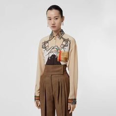 Burberry Unicorn Print Silk Shirt Burberry T Shirt Woman, Double Breasted Dress, Winter Trench Coat, Printed Silk Shirt, Unicorn Print, Bow Blouse, Contrast Collar, Trouser Style, Burberry Women