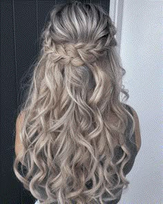 Braid Hairstyle, Wedding Hair Inspiration, Wedding Hair Down, Braided Hairstyles For Wedding, Penteado Cabelo Curto, Hair And Beauty, Hoco Hair Ideas, Wedding Hairstyles For Long Hair, Formal Hairstyles