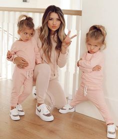 Madison Fisher, Tatum And Oakley, Taytum And Oakley, Mom Daughter Outfits, Labrant Fam, Twin Baby Girls, Mommy And Me Outfits