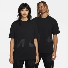 Made with premium, heavyweight cotton, our Nike ISPA tee has an ISPA logo that wraps the entire body for an elevated take on an everyday essential. Crew Neck T-shirt For Streetwear Athleisure, Black Streetwear T-shirt, Branded Athleisure T-shirt For Streetwear, Crew Neck T-shirt For Streetwear In Athleisure Style, Athleisure Crew Neck T-shirt For Streetwear, Athleisure Branding T-shirt For Streetwear, Modern Branded T-shirt For Streetwear, Black Athleisure Tops With Branding, Black Relaxed Fit Crew T-shirt