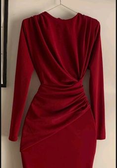 Elegant Evening Dresses Classy, New Look Dresses, Modest Dresses Fashion, Fashion Show Dresses, Chic Dress Classy, Classy Dresses, Women Dresses Classy, Stylish Work Attire, Elegant Dresses Classy