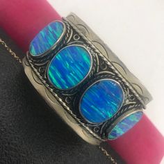 Jewelry Mexican, 1940s Jewelry, Rare Jewelry, High End Jewelry, Vintage Sterling Silver Rings, Sterling Bracelets, Wide Bracelet, Bracelet Blue, Hinged Bracelet