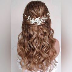 Available In Gold, Silver And Rose Gold. Comment Desired Tone Color Below At Time Of Purchase! Wedding Hair Accessories For Brides Approx 8.6 In,Ends With Two Loops That Can Be Worn Match Pins And Ribbons. Bridal Headband For Wedding Is Made Of Alloy,Leaf,Flower And Pearl,Won't Fade And Broken. Bridal Hair Piece With Crafted Can Change The Shape As Your Style. Wedding Headpieces For Bride Suitable For Wedding Show , Photograph,Prom Dress And Any Special Occasions. Confirmation Hairstyles Half Up, Wedding Hair Partially Up, Grad Hair, Silver Hair Vine, Crystal Hair Vine, Prom Hairstyles For Long Hair, Bridal Hair Vine, Wedding Hair Makeup, Hair Jewelry Wedding