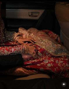 Ruksati Pics, Indian Wedding Aesthetic Couple Pic, Desi Wedding Aesthetic, Bridal Photo Ideas, Groom Photoshoot, Desi Bride, Indian Wedding Couple, Wedding Photoshoot Poses, Wedding Picture Poses