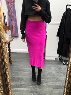 Crazy Good Broght Fuscia pink know pencil skirt! -slip on style, no closure  -straight cut pencil skirt  -flat ribbed waist band  -some stretch -no pockets -fully lined  -great condition   For reference, model pictured is 5'10" TAG DETAILS: Kroshetta Vancouver / Los Angeles  Outer:  70% Lambswool, 20% Angora, 10% Nylon  SIZE: Large  Handwash MEASUREMENTS: Waist: 29" (unstretched) - 38" (fully Stretched) Length:  33" Follow us on IG @cultofonevintage!!  Find more goodness at https://etsy.me/3iUiI Pink Midi Skirt For Fall, Relaxed Pink Skirt For Fall, Pink Fall Midi Skirt, Pink Long Skirt For Fall, Long Pink Skirt For Fall, Trendy Long Skirt For Winter, Trendy Fitted Pink Maxi Skirt, Stretch Midi-length Winter Bottoms, Chic Pink Bottoms For Winter